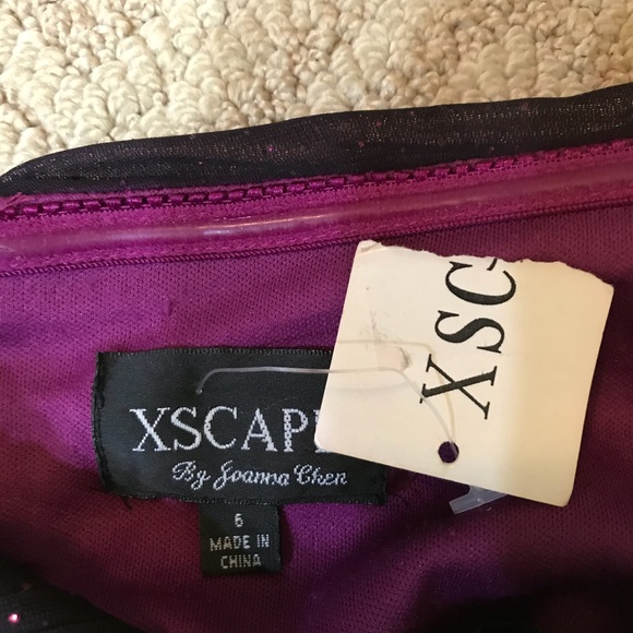 Dresses - Picture 6 of 6